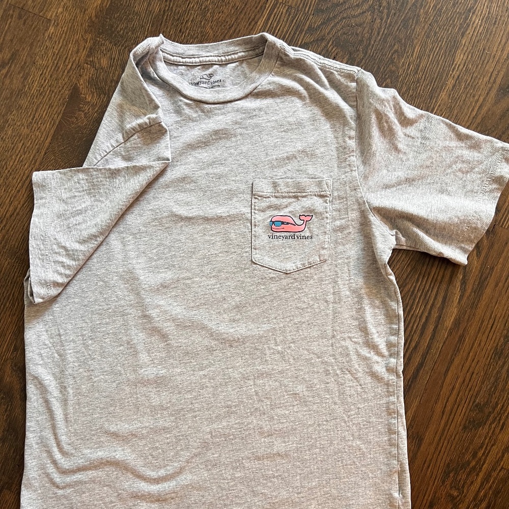 Vineyard Vines 100% Cotton Tee Boys Large - Gray